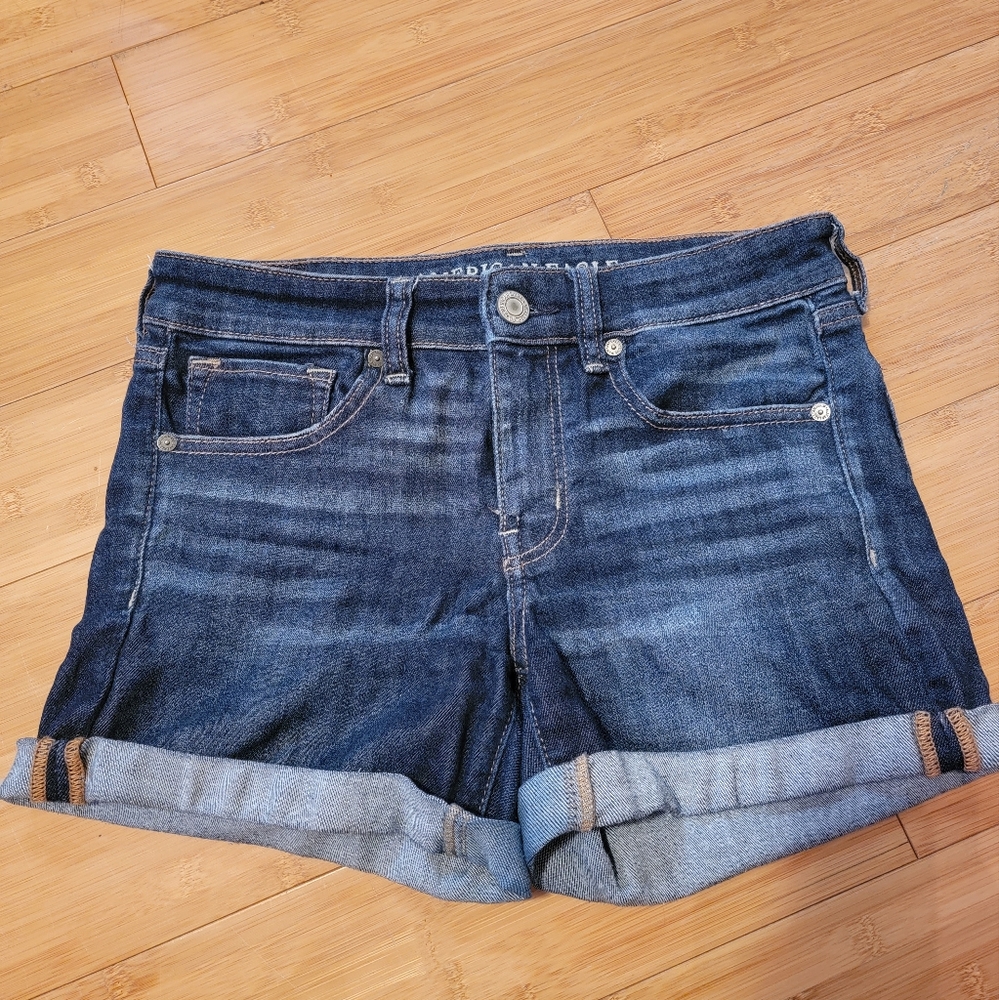 American Eagle Midi Shorts Size 6